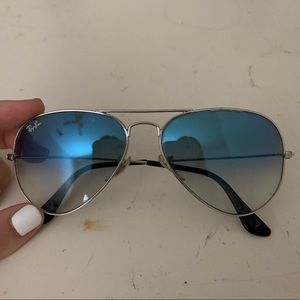 Blue Ombre Lens Ray Ban Aviator Sunglasses